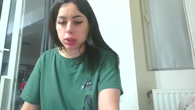 LovelyJulliette online show from March 30, 4:28 pm