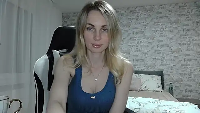 AlissonBia online show from May 16, 8:41 pm