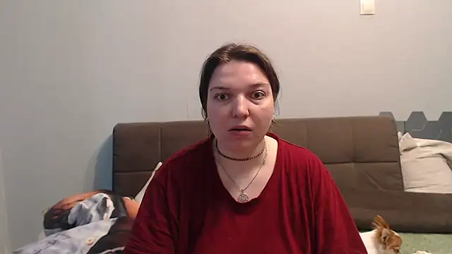 Amelia Kiss  online show from May 6, 1:31 am