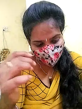 melina214 online show from April 18, 7:07 pm