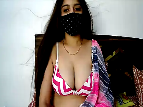Gloie4u online show from April 21, 1:40 pm