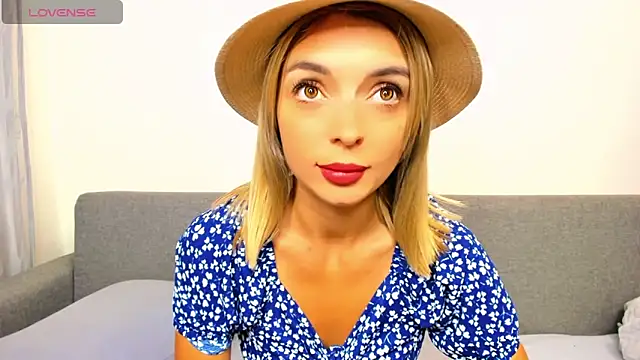 Snapshot of _ellen_meow_ chatting on September 18, 8:07 pm ellen meow online show from September 18, 8:07 pm
