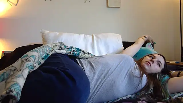 SmokeShow686 online show from May 10, 2:30 pm