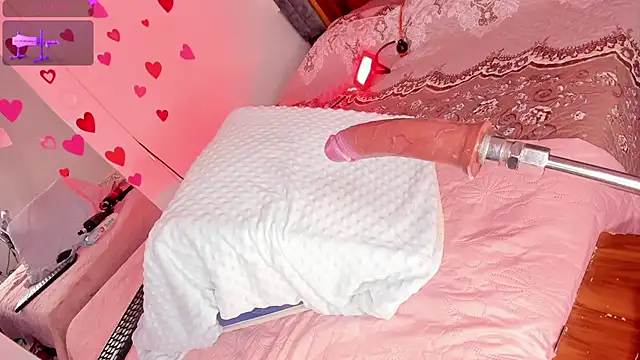 Hilary Smile  online show from November 12, 9:13 pm