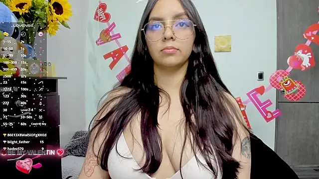 Snapshot of Valery7rose_ chatting on September 19, 11:26 pm Valery7rose online show from September 19, 11:26 pm