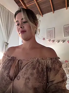 Emilia Bakerr online show from March 26, 6:31 pm