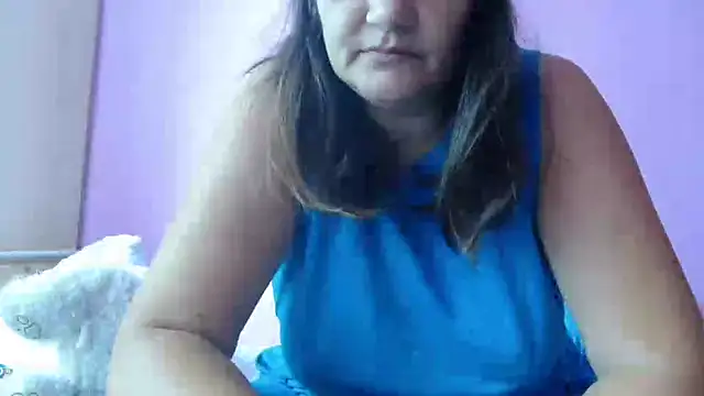 Lucinka1 online show from September 12, 7:18 am