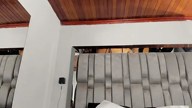 NikkySmiith online show from November 3, 11:58 am