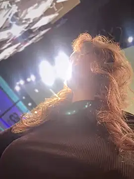 QuitieLia online show from September 25, 8:46 am