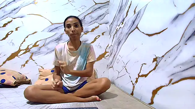 luciana daza online show from March 5, 1:23 am