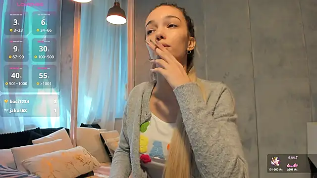 Snapshot of Sassy_Teen chatting on September 19, 8:46 am Sassy Teen online show from September 19, 8:46 am