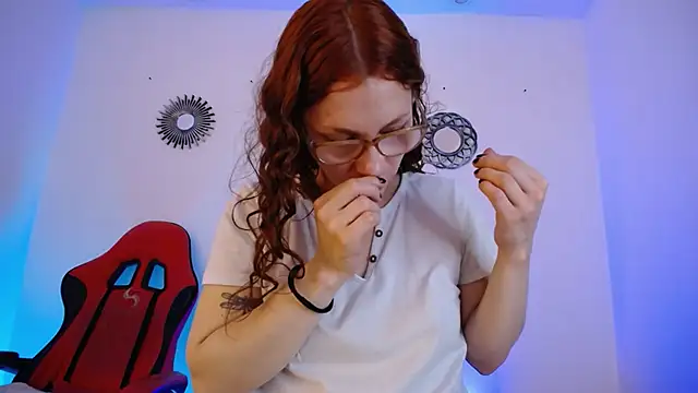 Katy Van online show from November 15, 9:05 pm