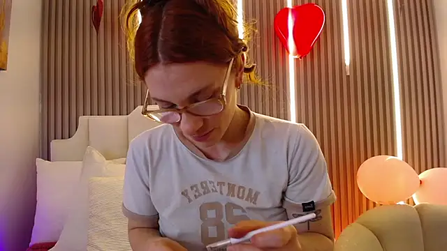 Katy Van online show from February 13, 8:54 pm