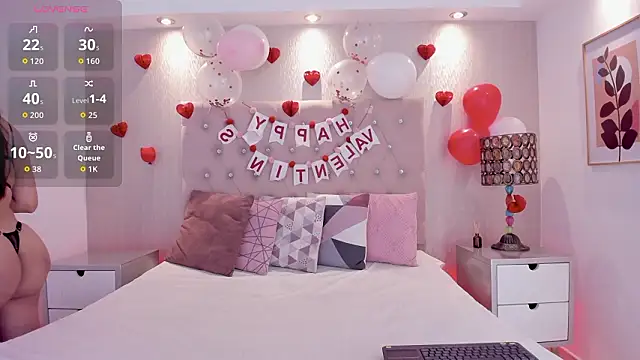 NatyQueen  online show from February 16, 1:00 pm