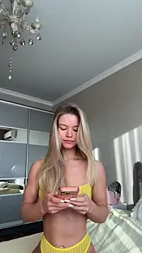 JessIsLove online show from March 13, 4:58 am