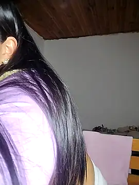 KATYGONZALEZ online show from May 15, 11:51 pm