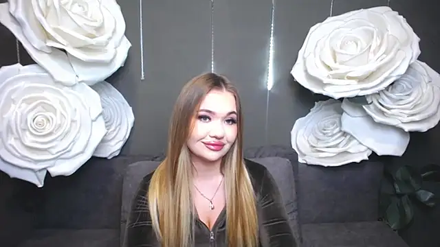 StacyYellig online show from May 30, 9:22 pm