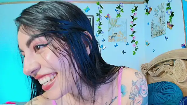 Snapshot of Teresa_Moon_ chatting on October 10, 8:25 pm Teresa Moon  online show from October 10, 8:25 pm