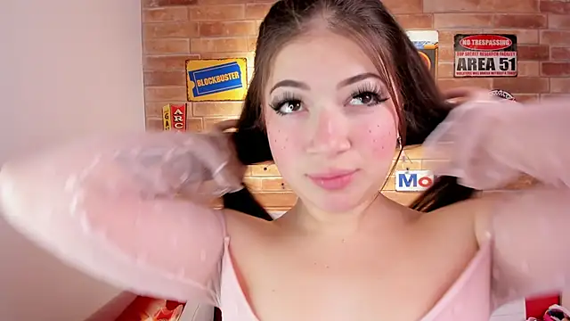 miss  pamela online show from October 17, 11:57 am