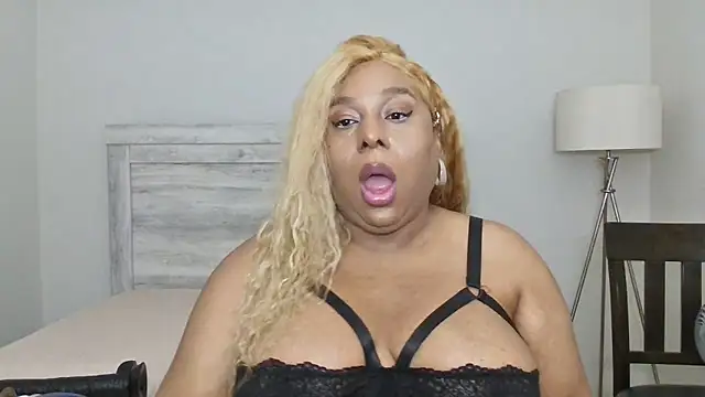 Carmen Cream online show from November 8, 11:59 am