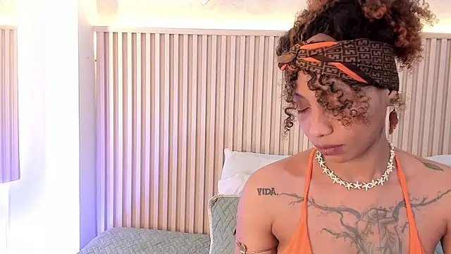 daiana curly online show from September 27, 8:49 pm