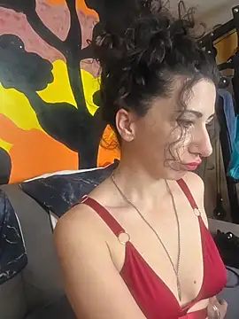 Concy de  online show from March 27, 12:50 pm