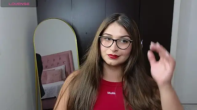 Snapshot of adara_lennox chatting on September 19, 9:47 pm adara lennox online show from September 19, 9:47 pm