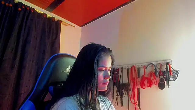 Snapshot of scarlet-kennedy98 chatting on October 14, 12:02 am scarlet-kennedy98 online show from October 14, 12:02 am