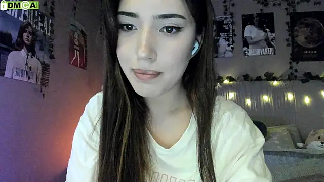 Snapshot of Anisawithlove chatting on September 22, 5:17 am Anisawithlove online show from September 22, 5:17 am