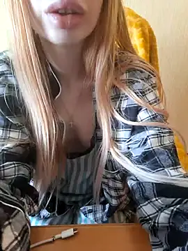 Elza kom online show from February 15, 4:37 am