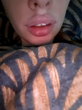 Elza kom online show from February 19, 1:32 pm