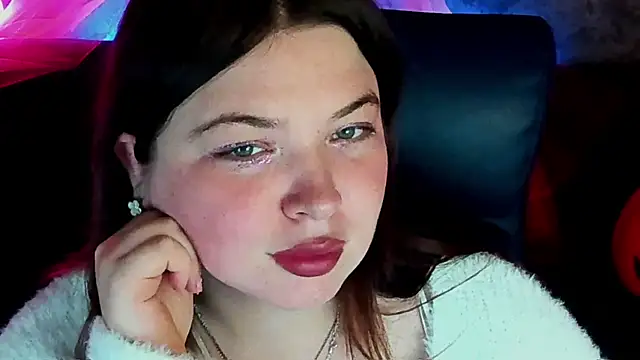 RosieMoons online show from October 29, 9:06 pm