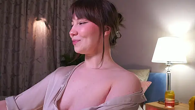 askaudrey  online show from January 15, 2:23 pm