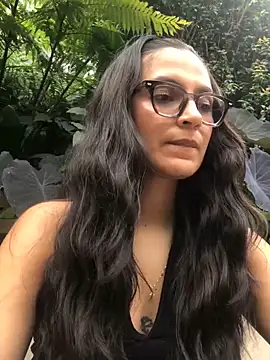 Gia Mazzon online show from March 19, 8:02 pm