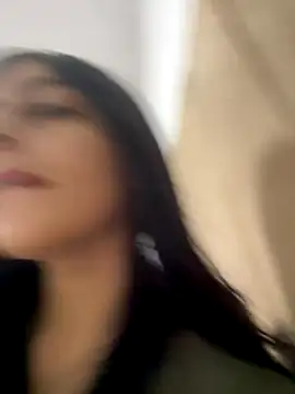 cristel 17 online show from December 3, 1:52 am