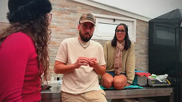 barfantasy online show from January 12, 10:20 am