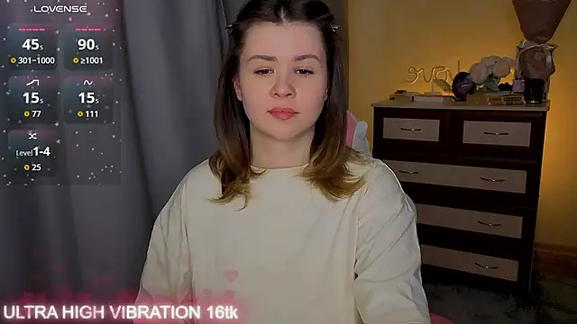 cutie mili online show from March 18, 9:58 am