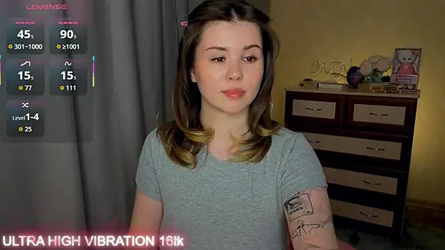 cutie mili online show from April 9, 9:15 am