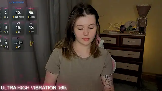 cutie mili online show from March 13, 12:17 pm