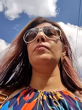 scarlett moore online show from December 14, 3:07 pm