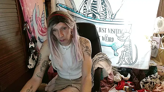 Ombeline1 online show from March 10, 1:48 pm