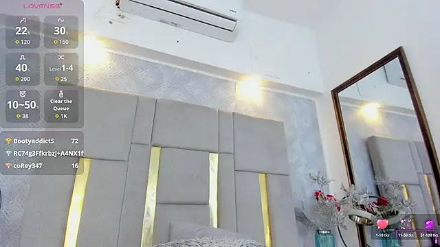 Camilaa Sanchez  online show from October 17, 3:59 pm