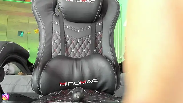 mariana preciado online show from April 14, 10:15 am