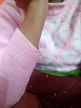 Hot--Shivani online show from December 22, 9:23 am