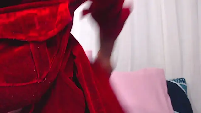 Freakyassnwildx online show from March 12, 7:05 pm