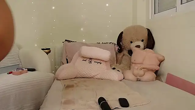 MartycaBee online show from September 8, 3:44 pm