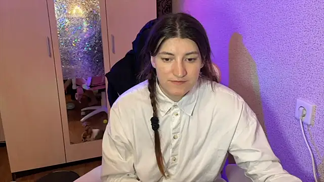 Katrin  kiss online show from February 25, 6:28 pm