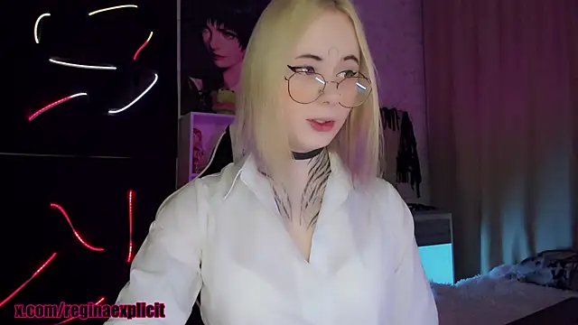 snake  bites online show from November 13, 9:58 pm