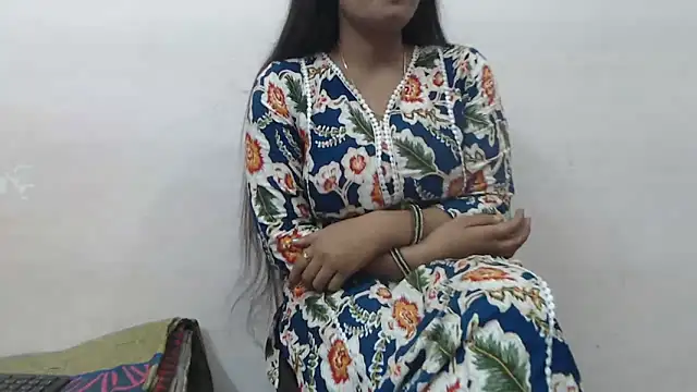 wildbabes online show from December 16, 7:53 pm