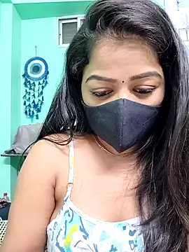 Monalisa Singh online show from April 17, 6:21 pm